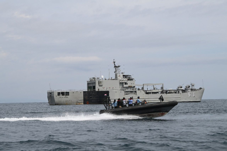  TNI AL Kerahkan KRI, Siapkan Evakuasi Delegasi Lewat Jalur Laut