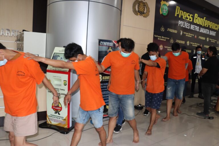  Polisi Sergap Komplotan Pembobol ATM yang Telah Beroperasi 1,5 Tahun