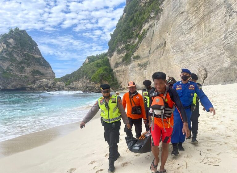  Warga Malaysia Ditemukan Tewas di Diamond Beach, Nusa Penida