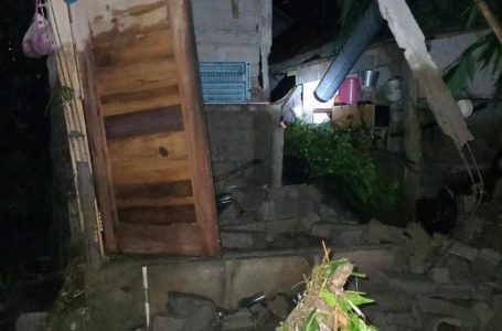 Hujan deras memicu terjadinya banjir di wilayah Pekutatan Jembrana pada Kamis (15/1/2026) sore.